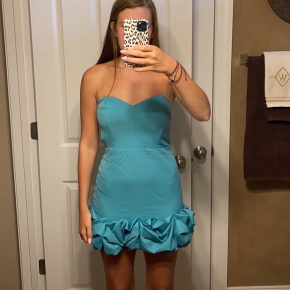Do + Be Strapless Turquoise Dress - Picture 4 of 4